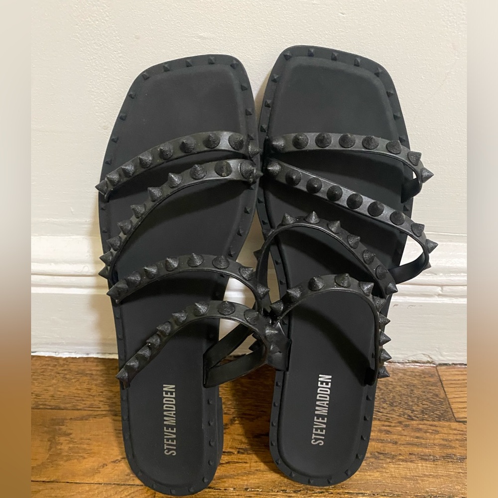 Steve Madden Selena Studded Sandal (Never Worn)